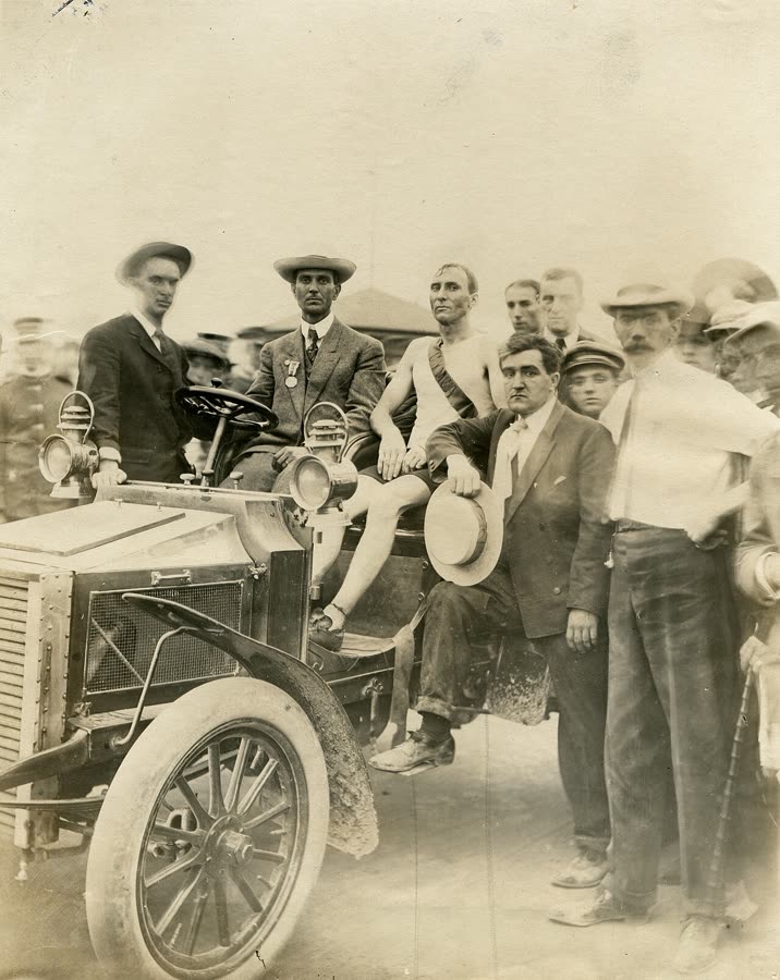 The 1904 Olympic Marathon Was a 26-Mile Medical Emergency